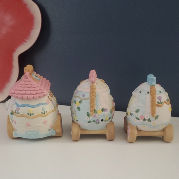 Vintage Easter Train Ceramic Porcelain Centerpiece “Be My Bunny Love” Pastel - Picture 4 of 15